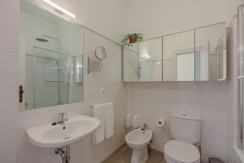 Luxury In Flores By Kobi Apartament